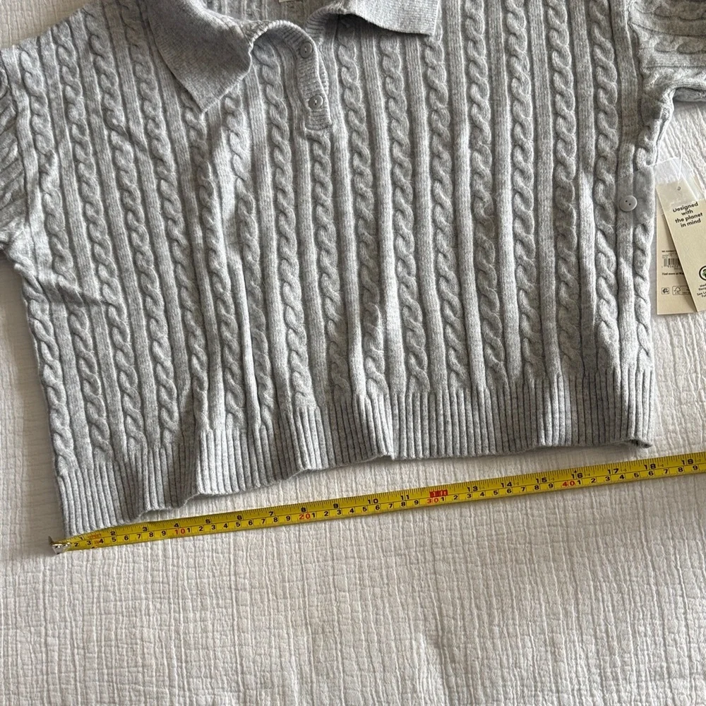 No Boundaries cropped cable